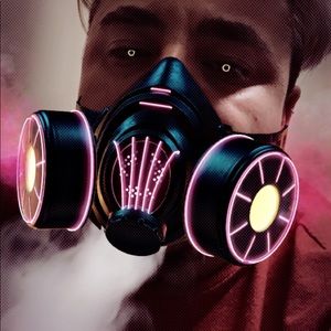 Meet your Posher, Luis